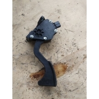 Педаль газа Toyota RAV4 CA40 7811042040
