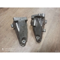 Кронштейн опоры двигателя Mercedes-Benz E-Class C207 A2712232304, A2712232704