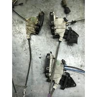 замок двери Mercedes-Benz C-Class W204 55555