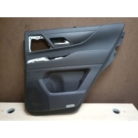 Обшивка двери Lexus LX600 676306A220