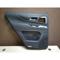 Обшивка двери Lexus LX600 676406A220