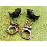 Кронштейн опора двигателя Lexus LX600 1236252013