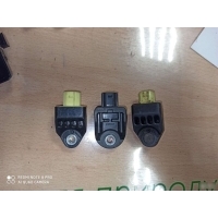 Датчик удара Lexus LX570 8983760030