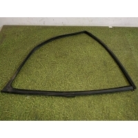 Уплотнитель стекла двери Lexus NX AGZ15 2020 6815178010, 68151-78010