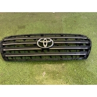 Решетка радиатора Toyota Land Cruiser 200 2014 5310160A40, 53101-60A40