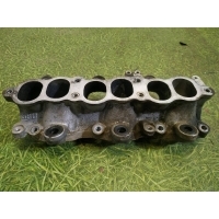 Коллектор впускной Nissan Maxima A32 1400338U00, 14003-38U00