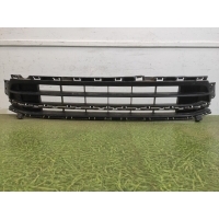 Решетка в бампер центральная Volkswagen Jetta NF 2014-н.в. 5C6853677Q, 5C6853677Q9B9