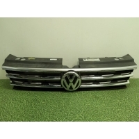 Решетка радиатора Volkswagen Tiguan 2 2017-2019 5NA853653B, 5NA853651ZLL, 5NA853653