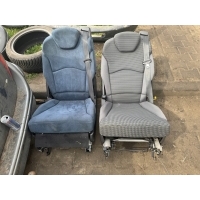 Кресла 2 ряд с поясом citroen c8 peugeot 807