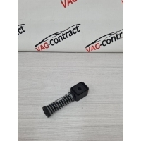 Фиксатор тросса КПП Volkswagen Jetta 6 2012 1K0711761B