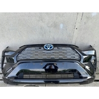 Решётка нижняя бампера передняя toyota rav4 19 -