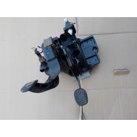 Педаль сцепление тормоза fiat браво ii 1 , 4 16v 2009r