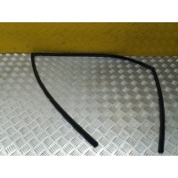 Уплотнитель стекла двери (бархотка) Toyota Rav 4 (XA30) (2005-2014) 2006 6814142090