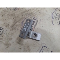 петля двери BMW X5 E70 2007-2013 2007 41517176850
