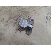 петля двери BMW X5 E70 2007-2013 2007 41527200243