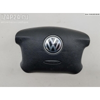 Подушка безопасности (Airbag) водителя Volkswagen Passat B5 2000 3B0880201