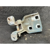 Петля двери передней левой Chrysler Town Country 3 1996