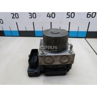 Блок ABS (насос) Renault Duster 2012 8201440375