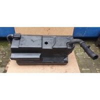 Бачёк топлива мерседес vario 6704710301