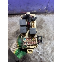 Блок предохранителей Mitsubishi Galant 8 1997 47636K21