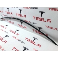 Молдинг (накладка кузовная) Tesla Model 3 2022 1083520-01-D