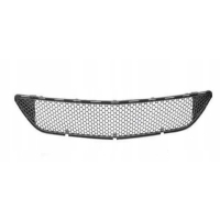 Решётка в бампер мерседес w204 a2048850453 63 amg