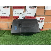 Крышка короба аккумулятора Volkswagen Tiguan 1 3C0915443A