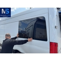Стекло кузовное боковое левое Mercedes Sprinter 2011 906GLASSRL