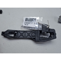 Кронштейн ручки двери задней левый Hyundai i20 2015-2020 83655C8000