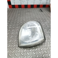 Поворотник правый Nissan Vanette 1998