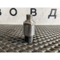 датчик давления масла Volvo 17253748 17253748