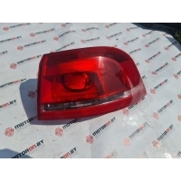 Фонарь задний правый Volkswagen Passat 2013 3AF945096E