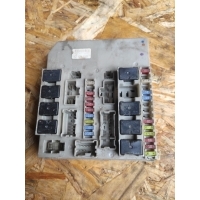 Блок предохранителей Renault Modus 2008 674658A