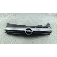 Решетка радиатора Opel Astra H (2004-2009) 2006 13241961