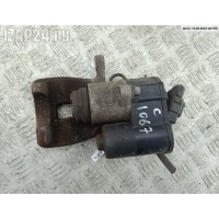 Суппорт задний правый Volkswagen Passat B6 2006