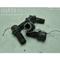 Болт колесный (гайка колесная) Volkswagen Passat B5 1998
