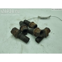 Болт колесный (гайка колесная) Volkswagen Passat B5 1997