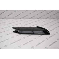 Молдинг задней стойки RH Land Rover Range Rover Sport L494 2013 LR102622