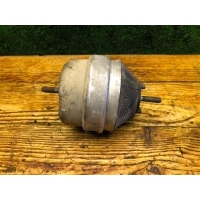 Подушка крепления двигателя Volkswagen Passat B5 1999 8D0199379J, 8D0199379M, 4D0199379A