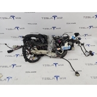 проводка Tesla Model S 2018 2092875-00,1004422-01,1004422-02,1004422-04,3004422-01,3004422-03,3004422-02,1-928-40-5-654,1055542-00,2135153-82,3046132-02,2135153-89,2004422-01
