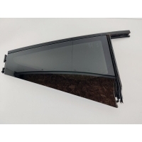 форточка двери Land Rover Range Rover LR046784
