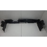 Воздуховод радиатора верхний Land Rover Discovery Sport 2014 LR070415