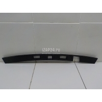 Накладка двери багажника Land Rover Discovery Sport 2014 LR077721