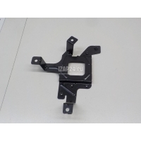 Кронштейн (сопут. товар) Mercedes Benz Vito (447) 2014 4475400240