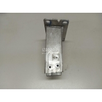 Кронштейн усилителя переднего бампера левый VAG Macan 2013 8R0807133A