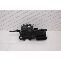 Печка, отопитель салона в сборе (без мотора) Land Rover Defender 2019 LR130953