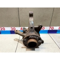Кулак поворотный передний правый Renault Scenic I рестайлинг (1999—2003) 2000 8200171678