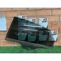 Стекло двери Hyundai i40 1 43R000385