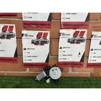 Моторчик стеклоподъемника Kia Soul 2 82460B2000