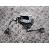 Блок блок управления вентилятора opel vectra c 3.2 v6 1379131